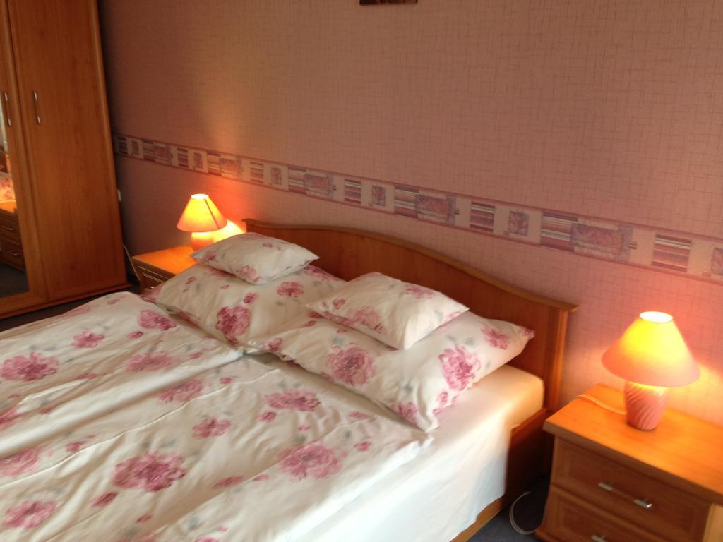 Kastelykert Apartman Gyula Room photo