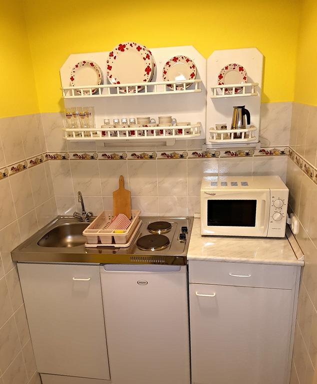 Kastelykert Apartman Gyula Exterior photo